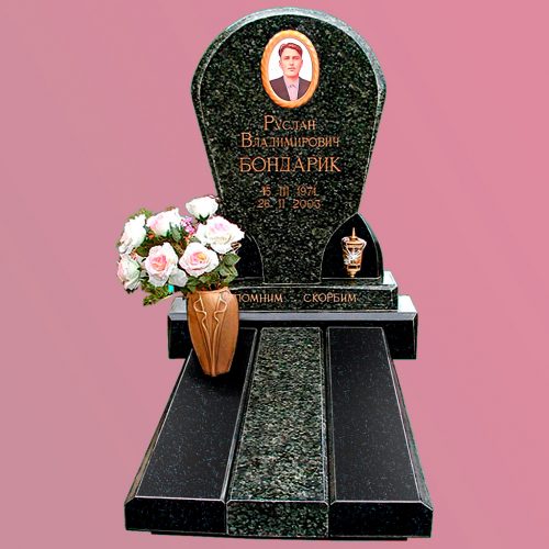 памятники из гранита